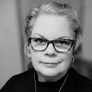 Meet your Posher, Christine